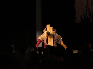 Performance de Tedd Robinso et Charles Quevillon. Photo : Michael Kovacs. 